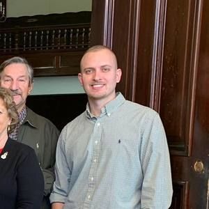 Meet your Posher, Isaac